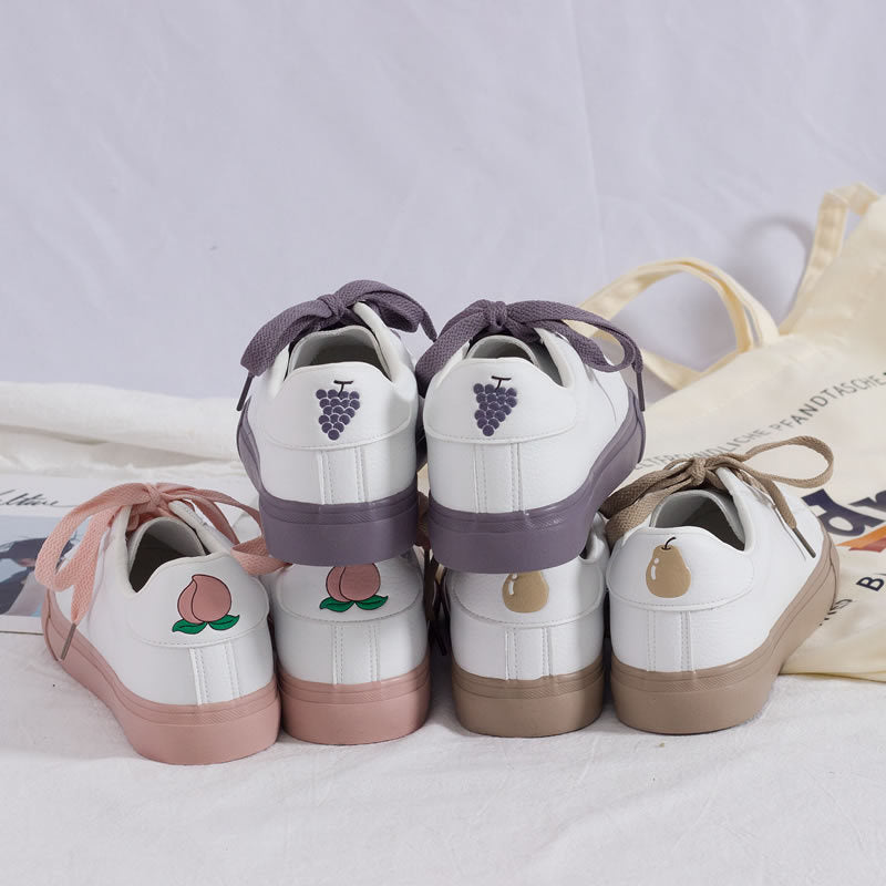 
                      
                        Spring new Korean version of the wild white shoes female strawberry retro port wind shoes students ins sneakers - RewaGold
                      
                    