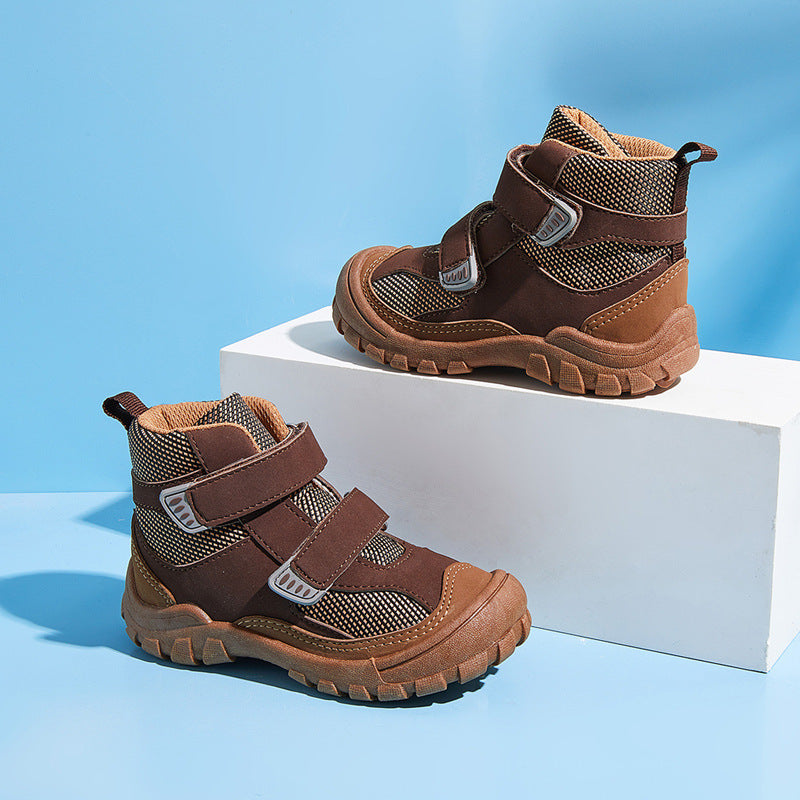 
                      
                        Kids' Velcro Sports Shoes
                      
                    