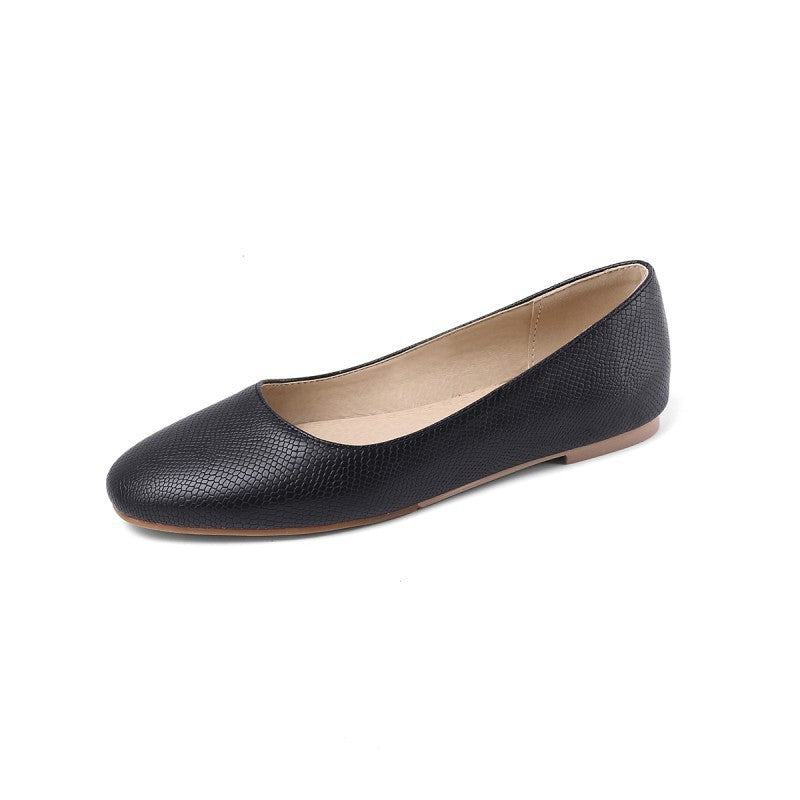 
                      
                        Large Size Snake Pattern Pumps Female Comfortable Flat Heel Soft Bottom Lazybones' Shoes - RewaGold
                      
                    