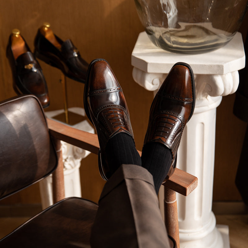 
                      
                        Gentleman Cowhide Commuting Formal Shoes - RewaGold
                      
                    